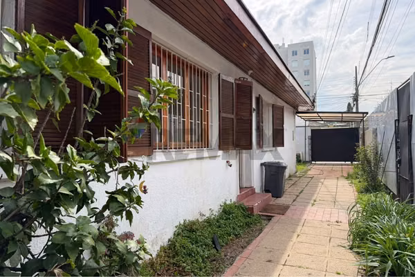 Se arrienda casa en las condes