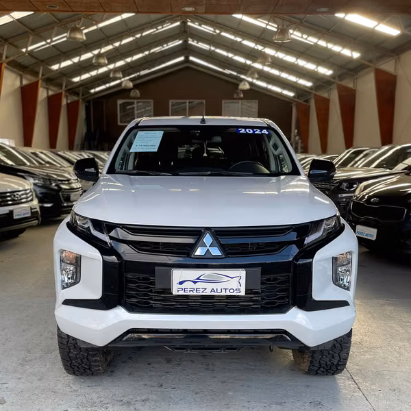 Mitsubishi L200 Dakar CRS 2.2 4x4 MT 2024 (facturable)