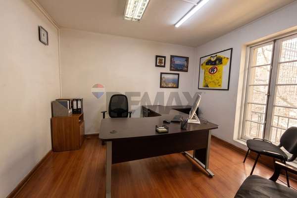 Oficina 115 m² santiago centro excelente ubicación