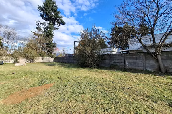 Se vende terreno de 1.047 m2, sector ufro