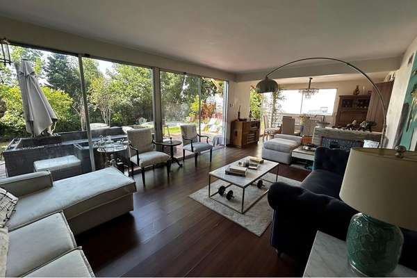 Oportunidad/remodelar, los dominicos 5d+4b piscina