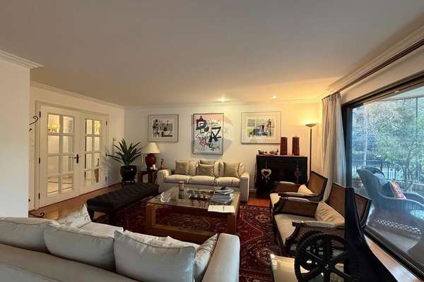 Venta exclusivo dpto. vitacura 4d 4b  2 estac.