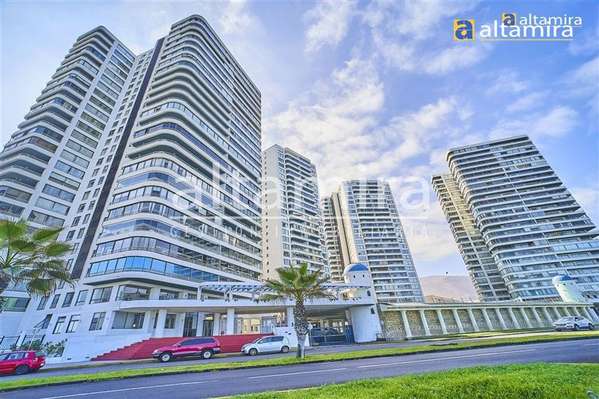 Departamento en arriendo de 4 dorm. en Iquique