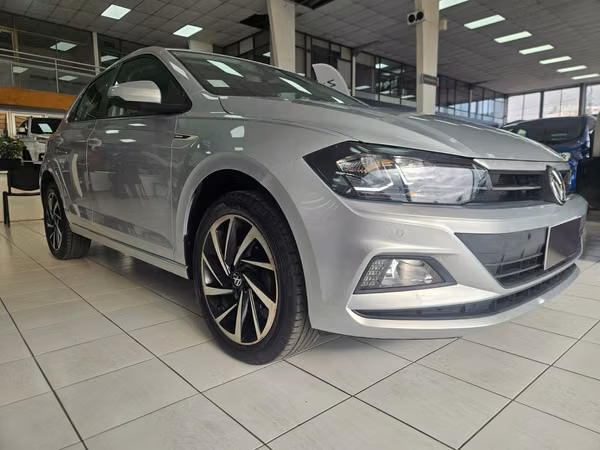 VOLKSWAGEN POLO 1.6 MT HIGHLINE 2023