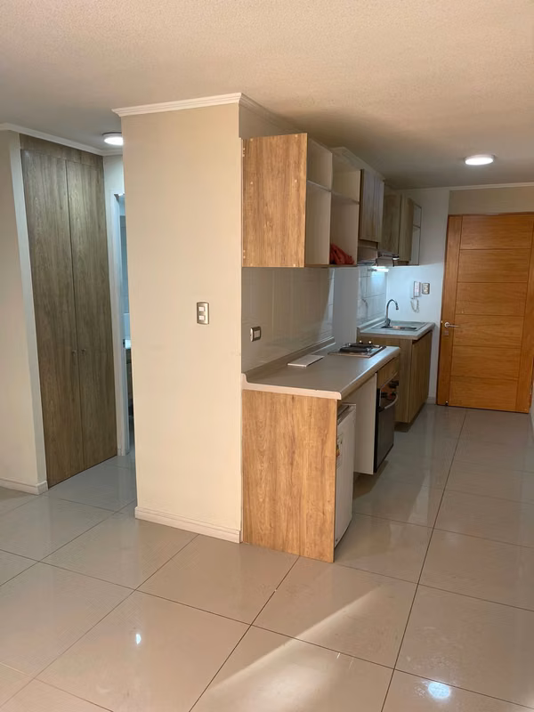 OPORTUNIDAD DE HOME STUDIO Y BODEGA | EN SANTA ANA