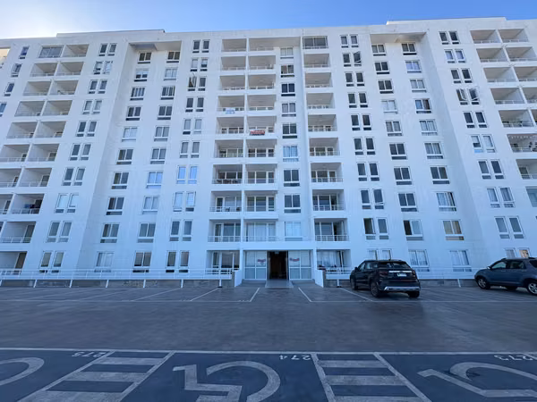 Arriendo | Departamento 2 dormitorios con estacionamiento y bodega sector sur