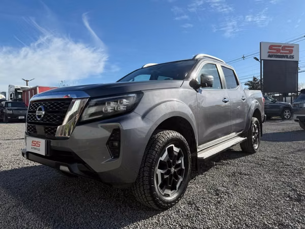 NISSAN NAVARA LE 2.3 4X4 MT6 2023