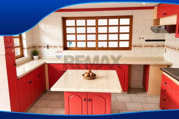 Hogar ideal: casa esquina en ovalle, 4d/3b