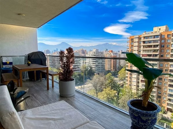 Departamento arriendo 2 dorm. en Providencia Vista Despejada