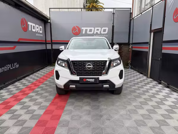 NISSAN NAVARA 2.3 DIESEL 4X4 (PIE DESDE $5.600.000)