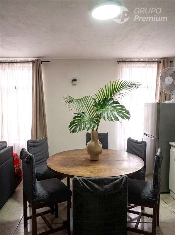 Se Vende amplio departamento 3D1B1E en Primer Piso