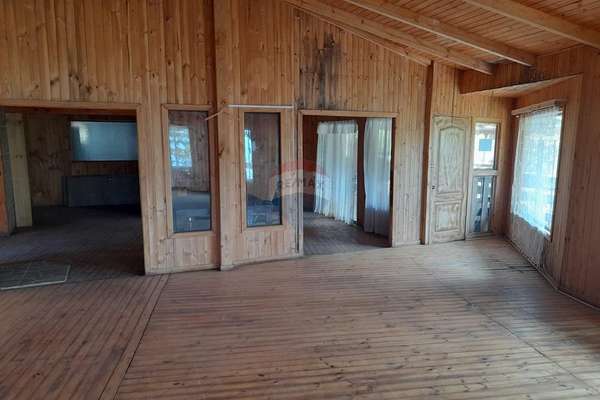 Se vende parcela forestal para vivir o invertir.