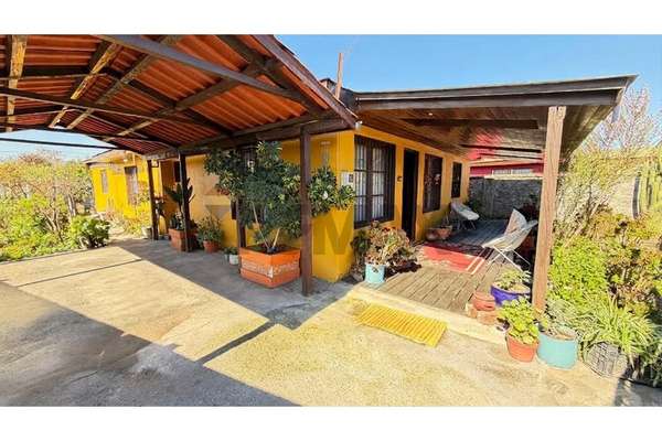 Venta de amplia casa en talagante