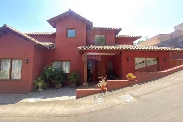 Oportunidad. casa condominio, la reina alta