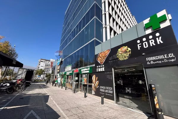 Oficina en remate las condes
