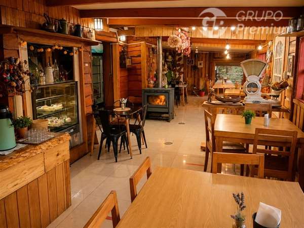 Casa en venta de 8 dorm. en Chonchi