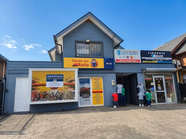 Local Comercial con Excelente Ubicación
