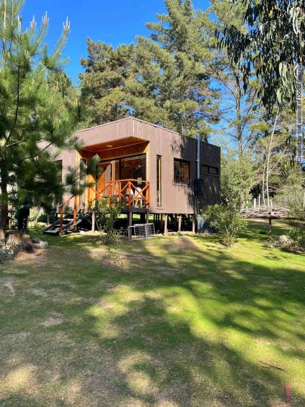Parcela con 7 cabañas para turismo y vacacional en
