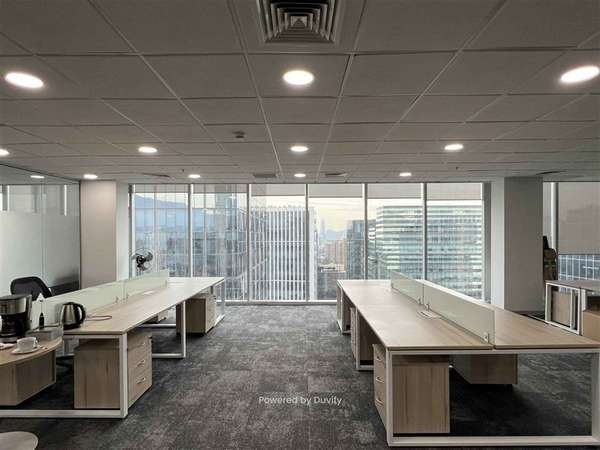Oficina en arriendo en Las Condes / Rosario Norte