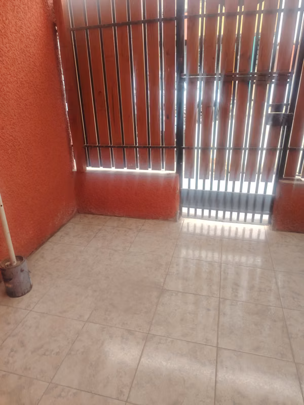 CASA PASAJE POZO ALMONTE