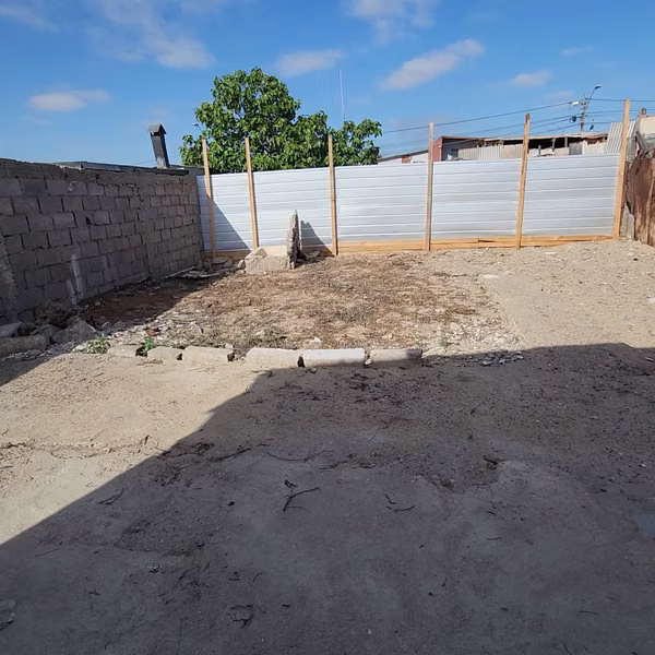 VENDE CASA CALDERA