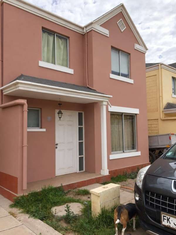 SE ARRIENDA CASA EN VALLE DE VIÑAS - COPIAPÓ