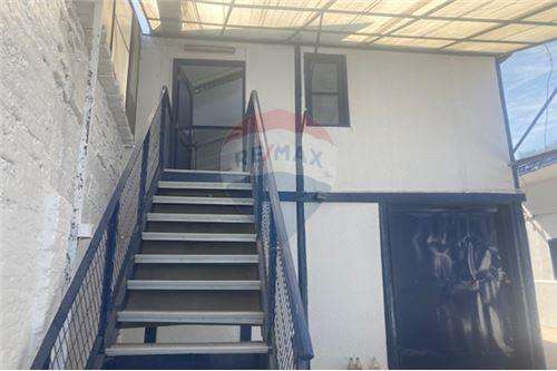 Impecable propiedad bodega/industrial