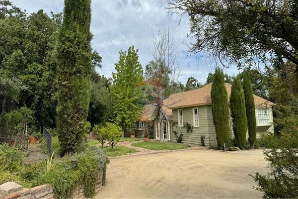 3 casas independientes majadas de pirque