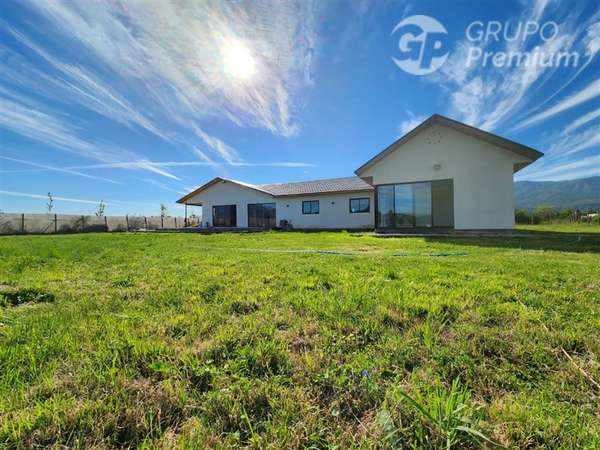 Casa en venta de 6 dorm. en Placilla