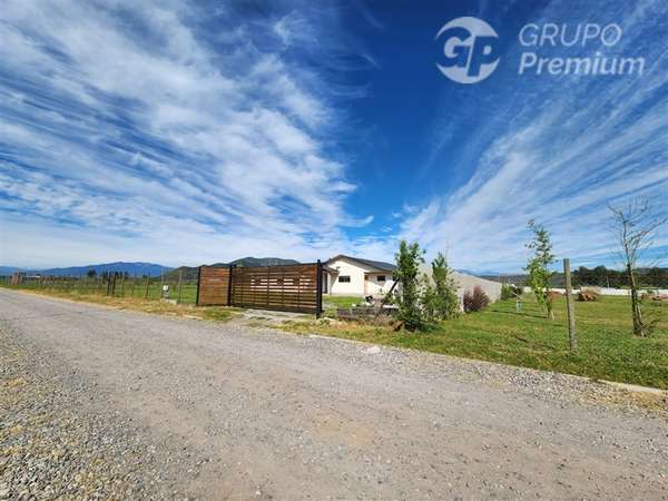 Casa en venta de 6 dorm. en Placilla