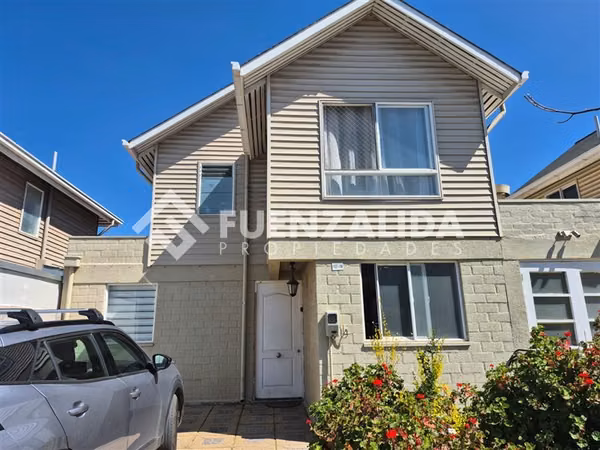 Venta Casa Buin Oriente 4 dormitorios 3 baños Piscina