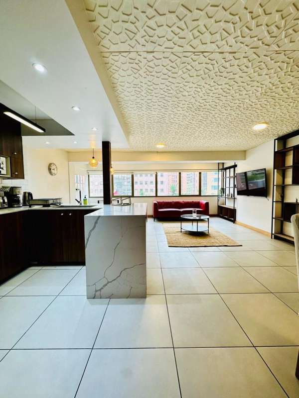 DEPTO REMODELADO Y AMOBLADO 2D2B + BOX - LAS CONDE