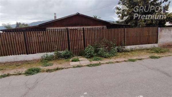 Casa en venta de 2 dorm. en San Fernando