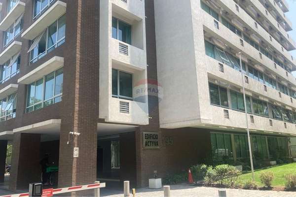 Oficina: vista, seguridad y rooftop 360