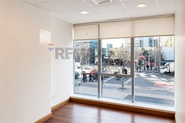 Oficina en arriendo – excelente ubicación