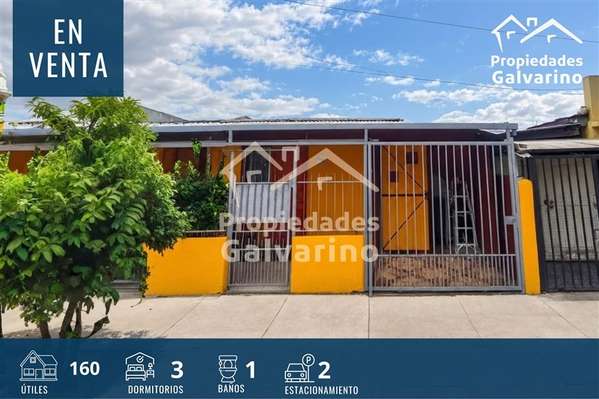 Casa en venta de 3 dorm. en La Granja
