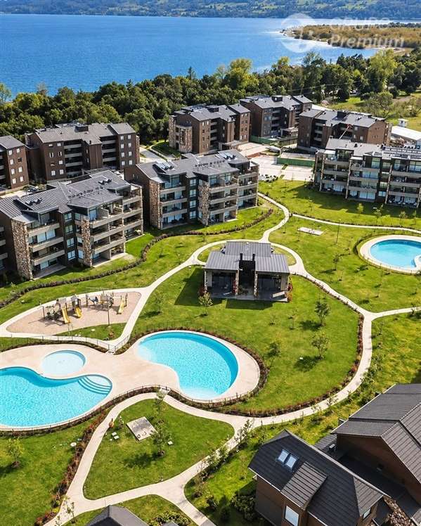 Departamento amoblado con salida directa a Playa Grande