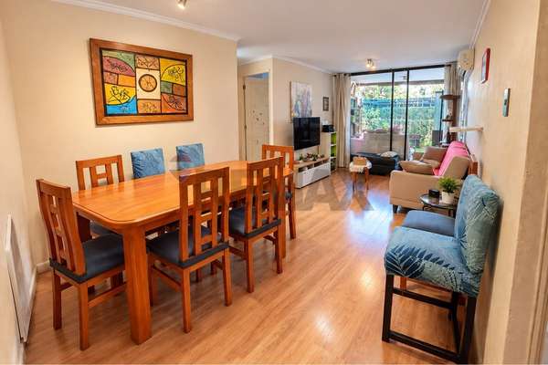 Departamento 2d+2b+1e+1bg con patio