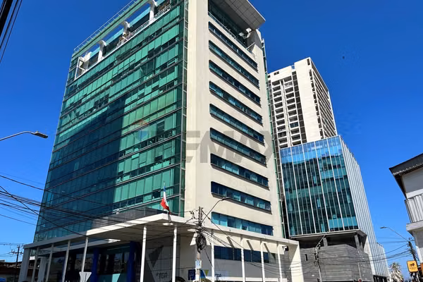Oficina en arriendo, edificio esmeralda iquique