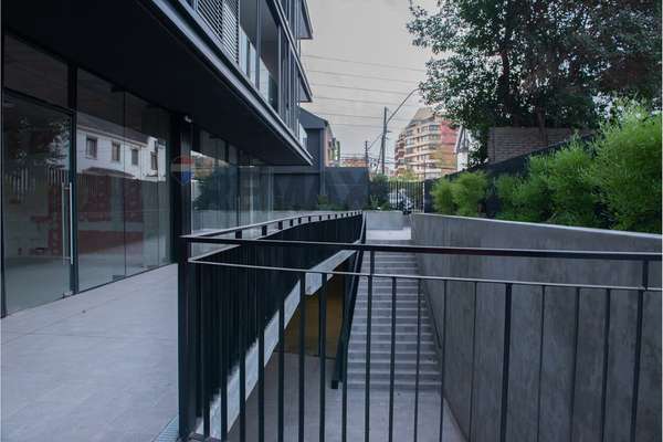 Local comercial nueva costanera/alonso de córdova