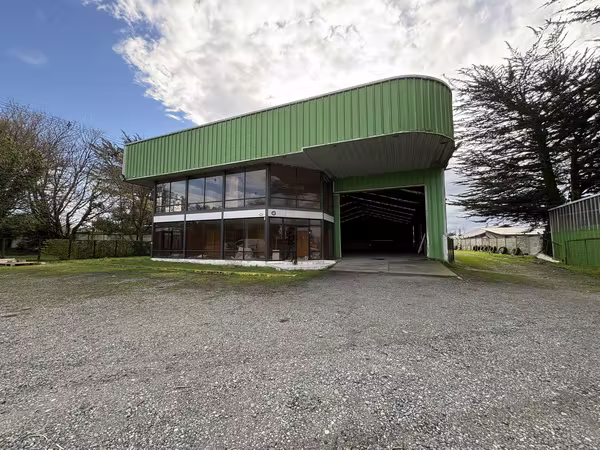 gran Bodega de  1.000 mts2 sector Cardonal