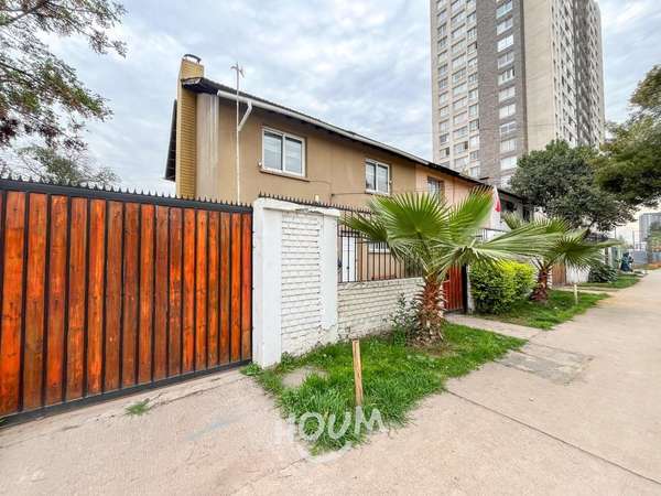 Casa en Diagonal Santa Elena
