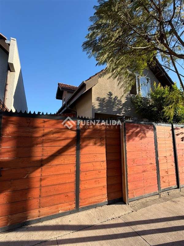 Gran Oportunidad Casa en venta de 3 dorm. en Peñaflor