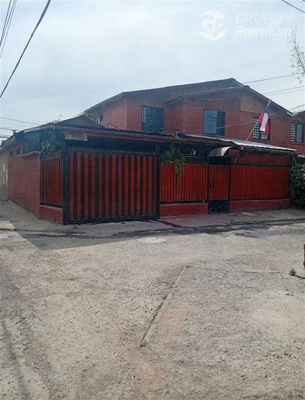 Casa en venta 4D+2B+1EST. Mall Plaza Tobalaba en Puente Alto