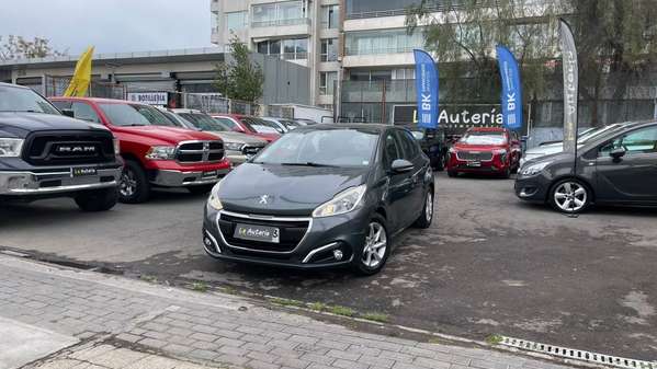 PEUGEOT 208 ACTIVE 1.2 (2016)