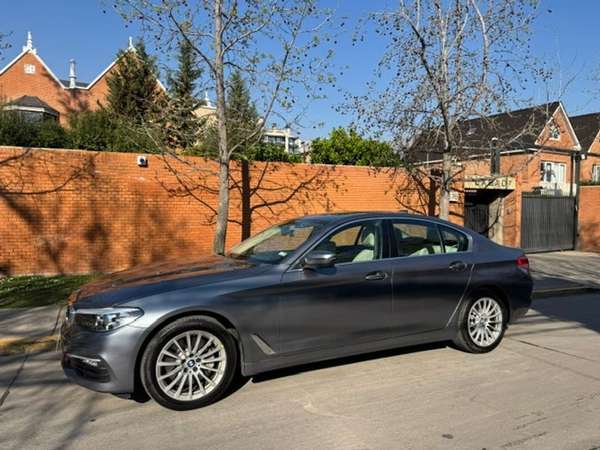 BMW 530 EXECUTIVE - 2018 | 4710