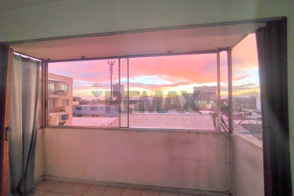 Oportunidad por apuro. opción de remodelar.