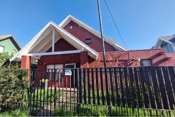 Acogedora casa en condominio en el olmo