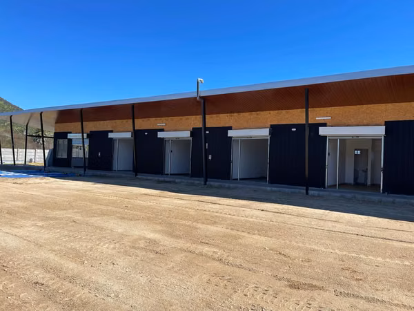 Arrienda espacio para locales comerciales