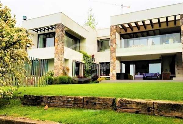 Casa en venta en Lo Barnechea